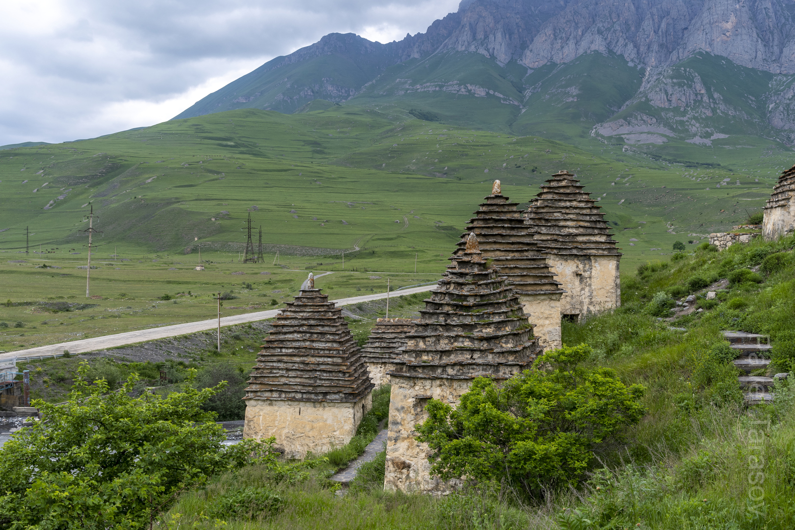 Комплекс склепов в Северной Осетии